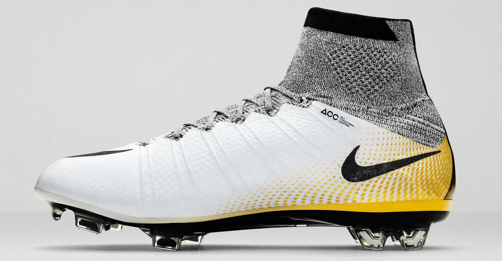Nike superfly 2025 cr7 white